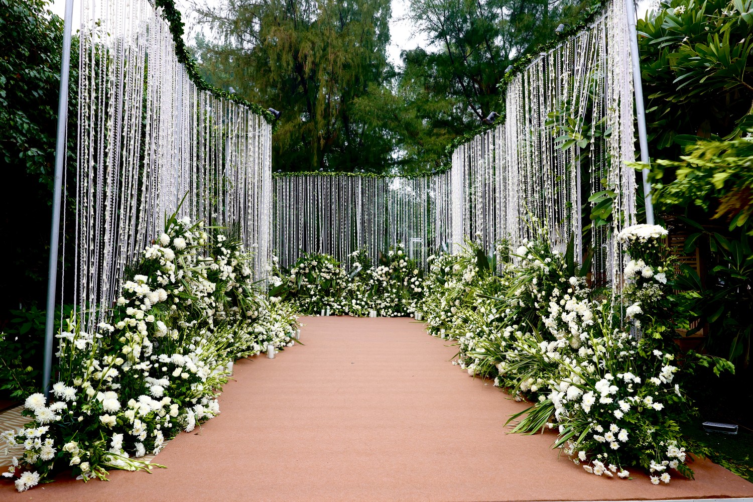 FNP Fleur gallery